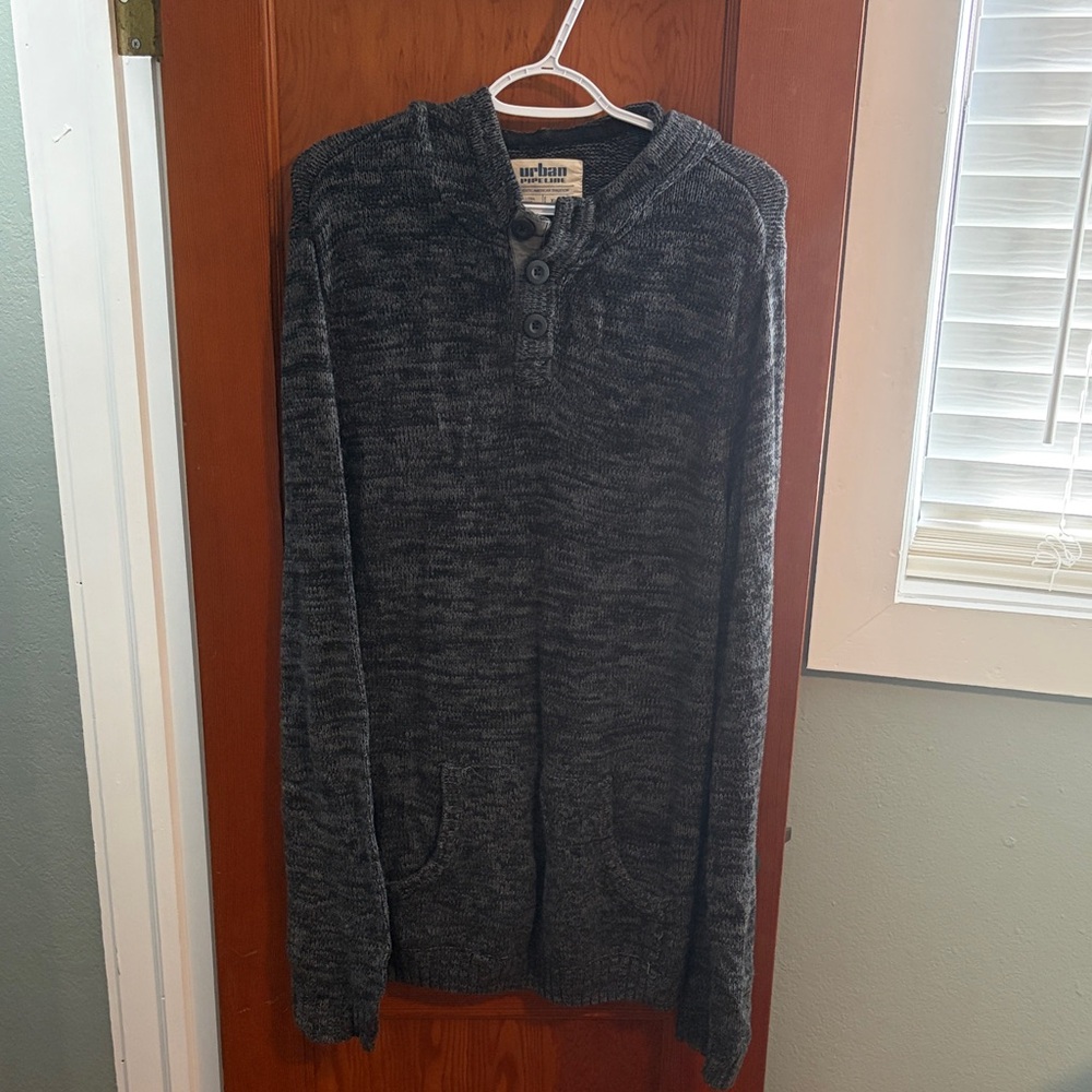 Urban Pipeline Men's Dark Gray Hooded Sweater